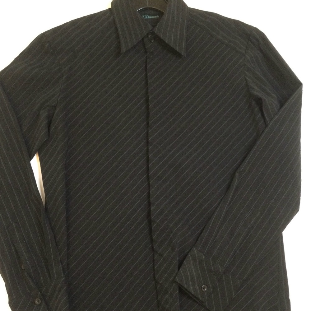 7 Diamonds dress shirt
